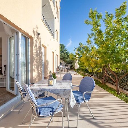 פודגורה Apartments Galic מראה חיצוני תמונה