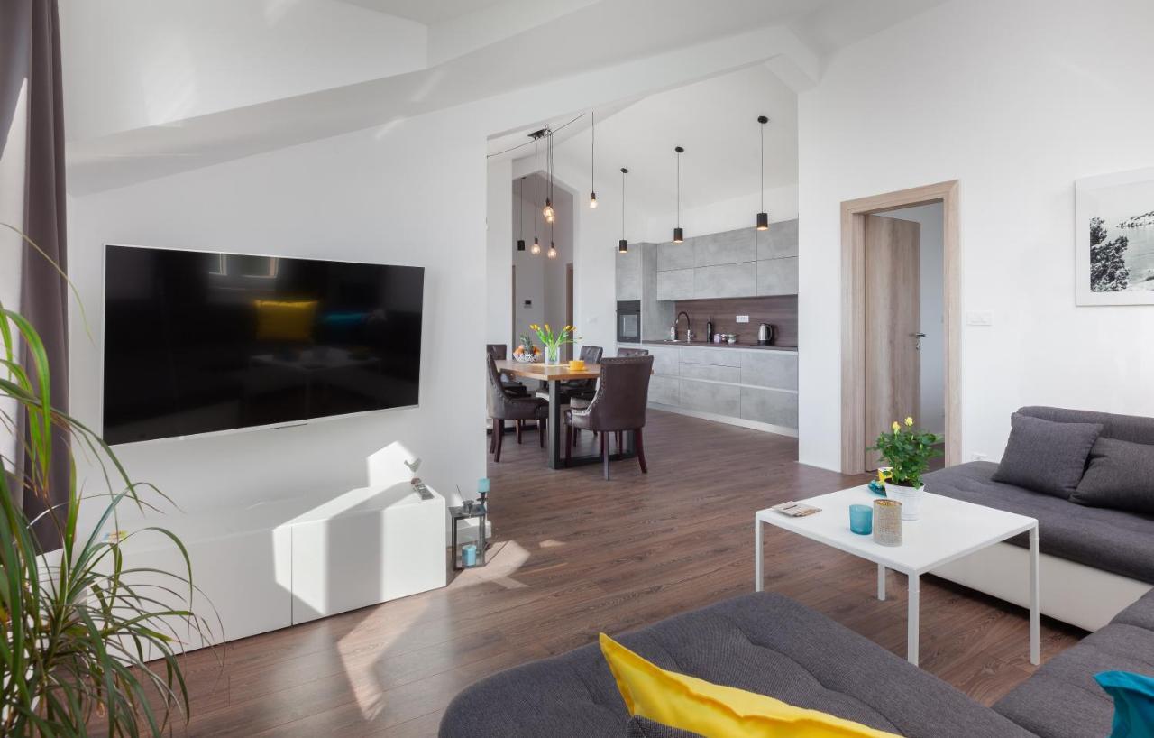 פודגורה Apartments Galic מראה חיצוני תמונה