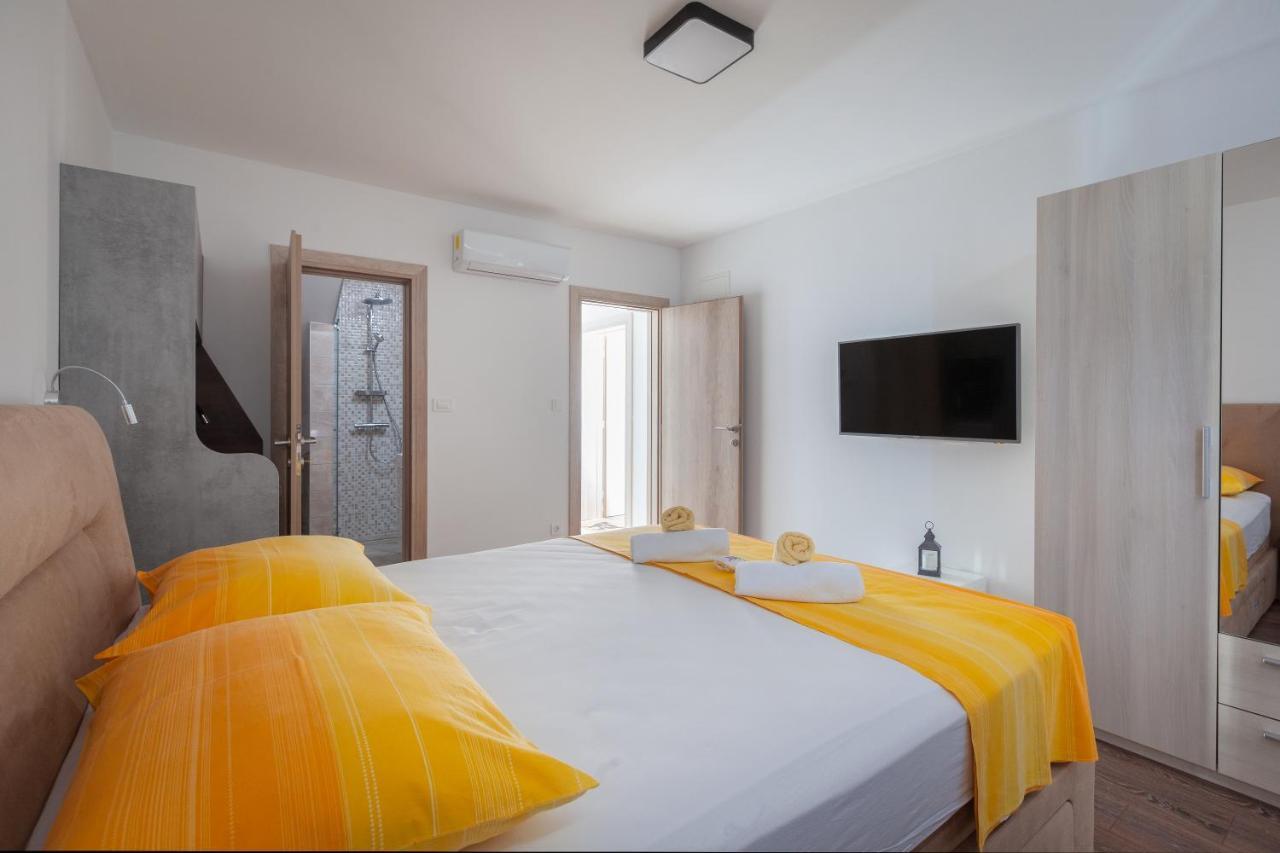 פודגורה Apartments Galic מראה חיצוני תמונה